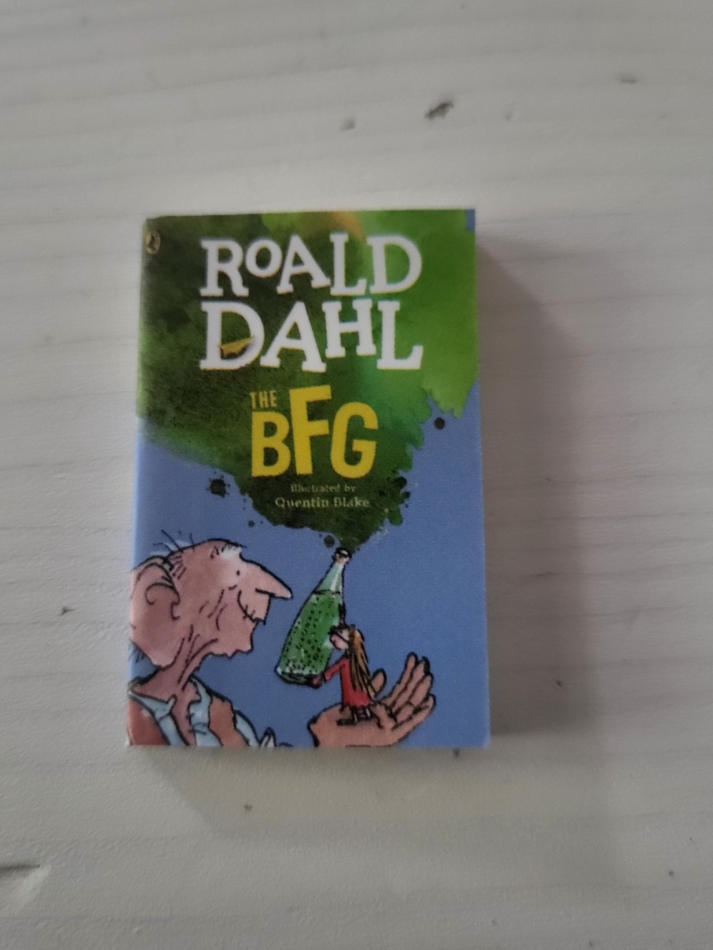 Zuru Mini Brands Book - Roald Dahl The BFG Book -